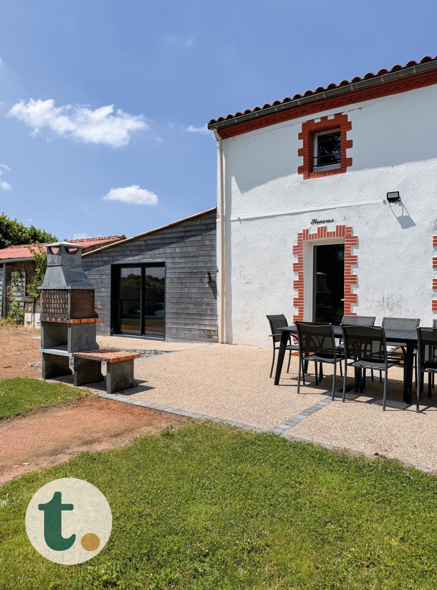 Holiday home Tranquiloue - Honorus - 5min Du Puydufou Les Epesses
